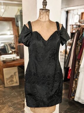 Vintage USA 1990s Scott McClintock Black Jacquard Off Shoulder Cocktail Dress 10